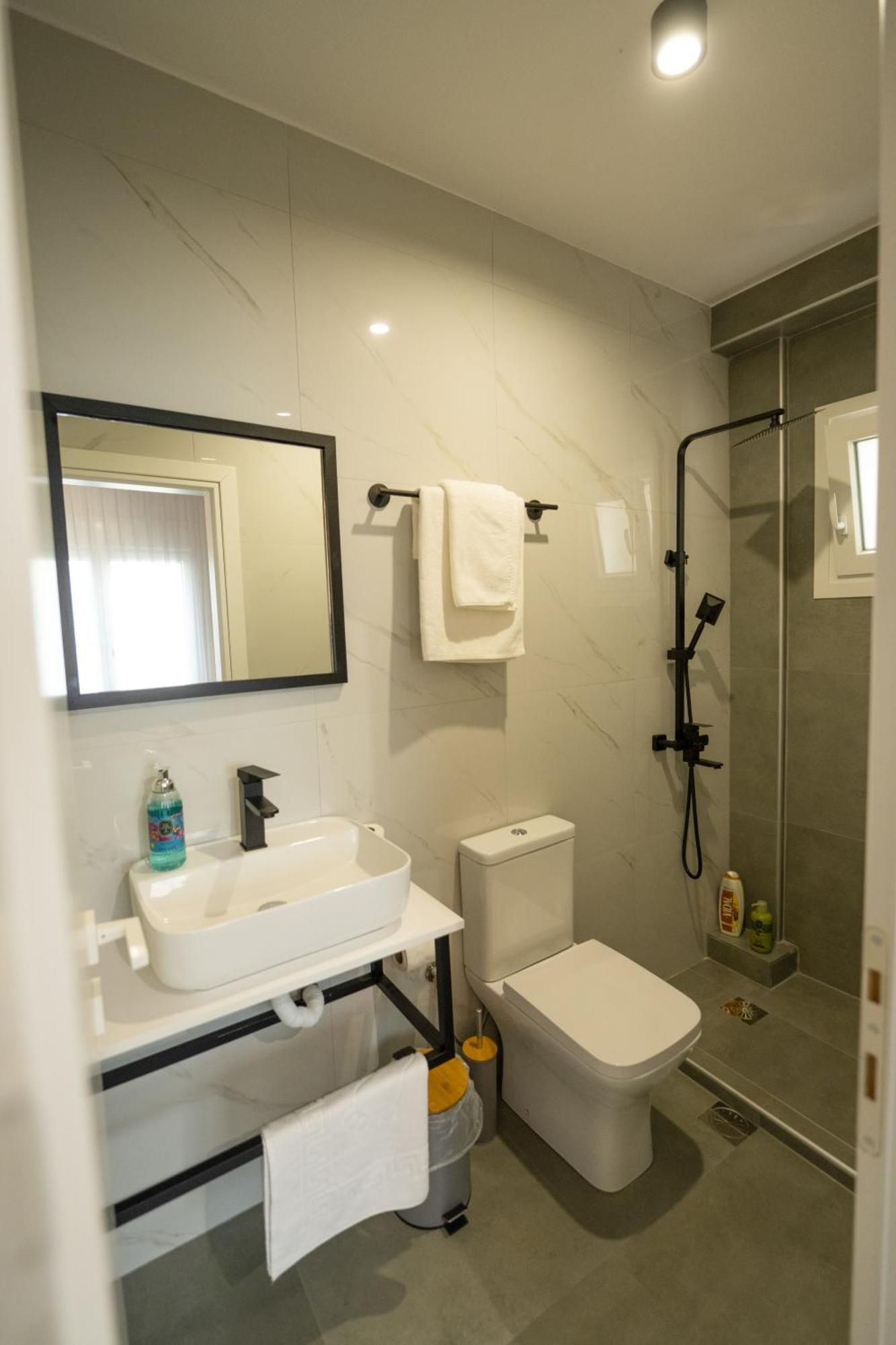 Themis Urban Stay Komotiní Exteriér fotografie